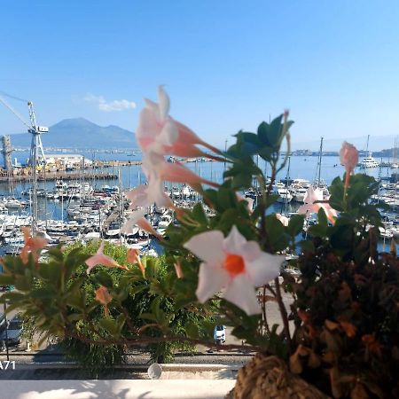 Coralinetiny Acomodação com café da manhã Castellammare di Stabia Exterior foto