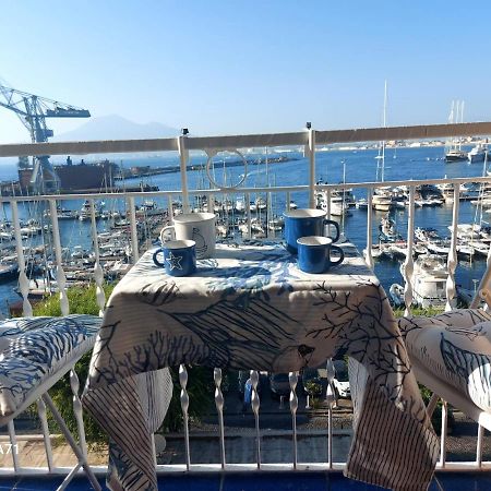 Coralinetiny Acomodação com café da manhã Castellammare di Stabia Exterior foto
