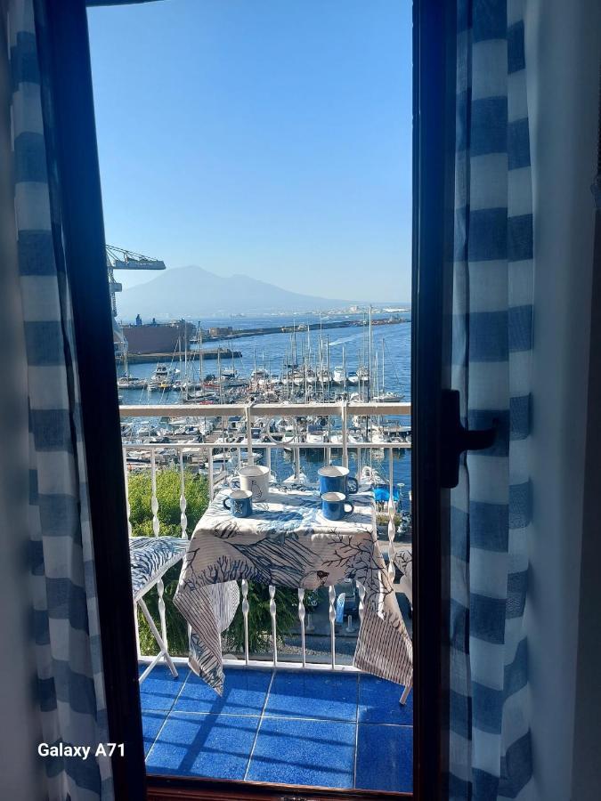 Coralinetiny Acomodação com café da manhã Castellammare di Stabia Exterior foto